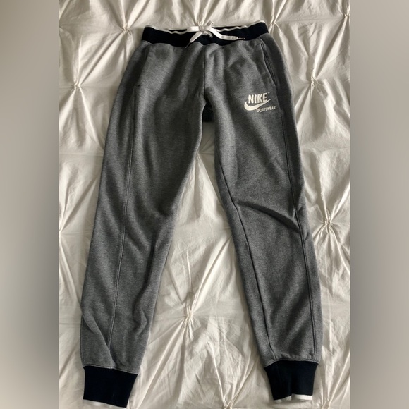 Nike Air Gray Sweatpants Size XS EUC - Picture 2 of 4